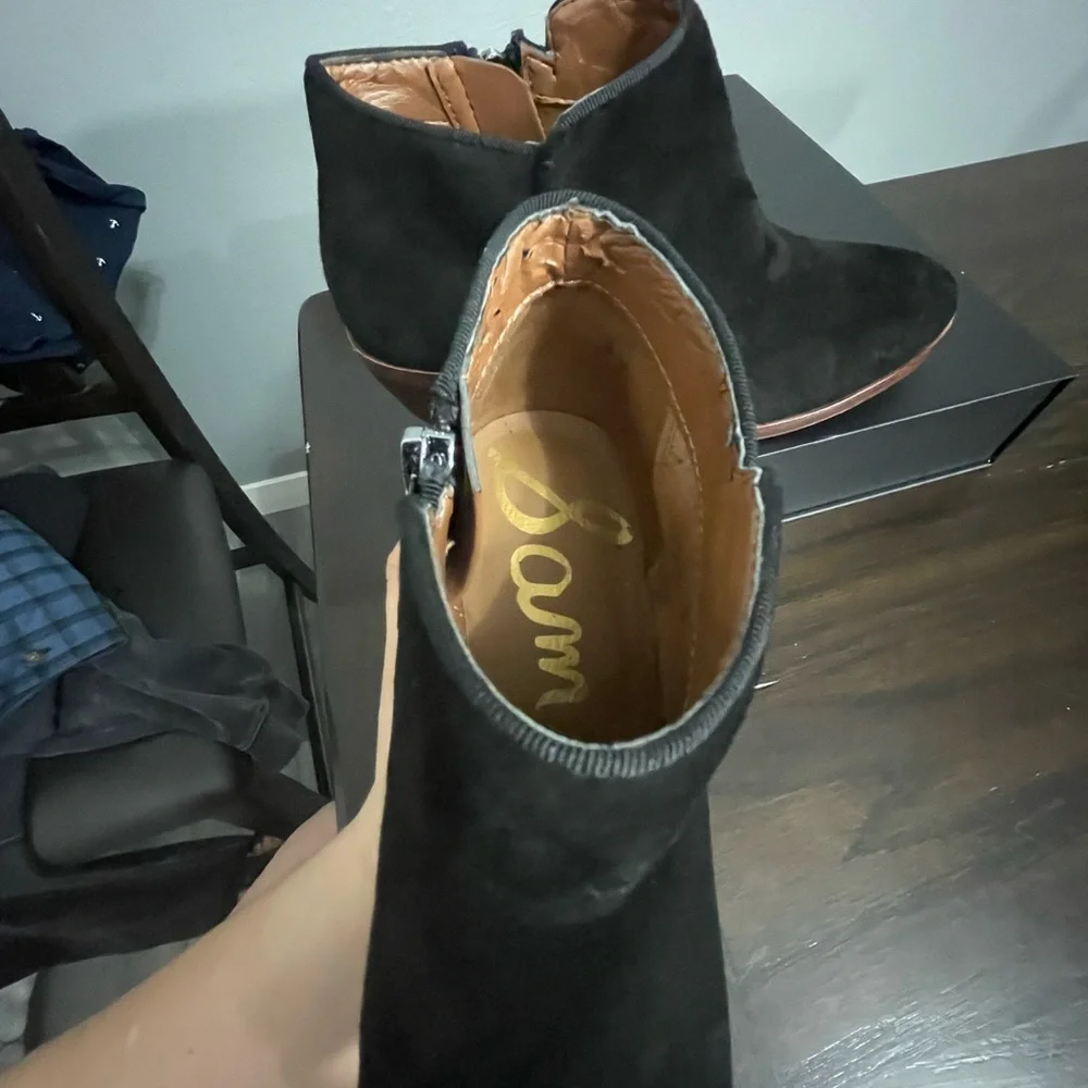 Sam Edelman 🖤👢 Black Petty Ankle suede Booties, size 5